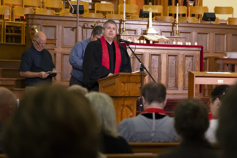 Rev. Brandon Vetter leading worship